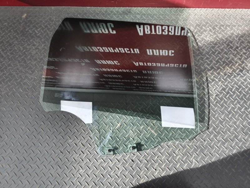 Стекло двери