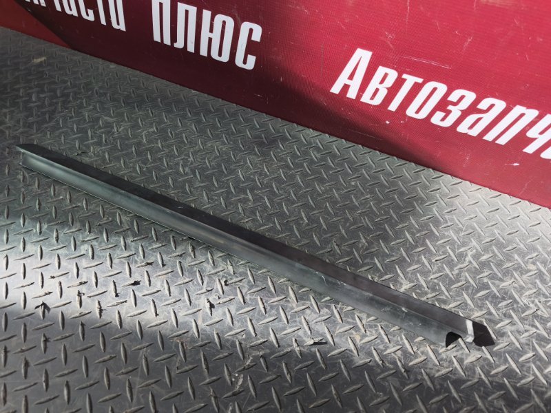 Уплотнитель стекла двери внешний