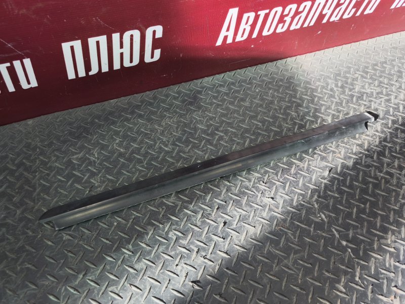 Уплотнитель стекла двери внешний