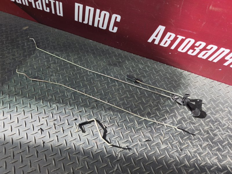 Тяга замка двери