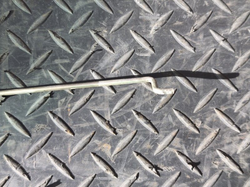 Тяга замка двери