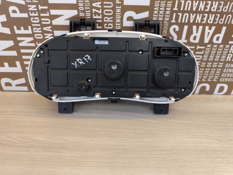 Щиток приборов