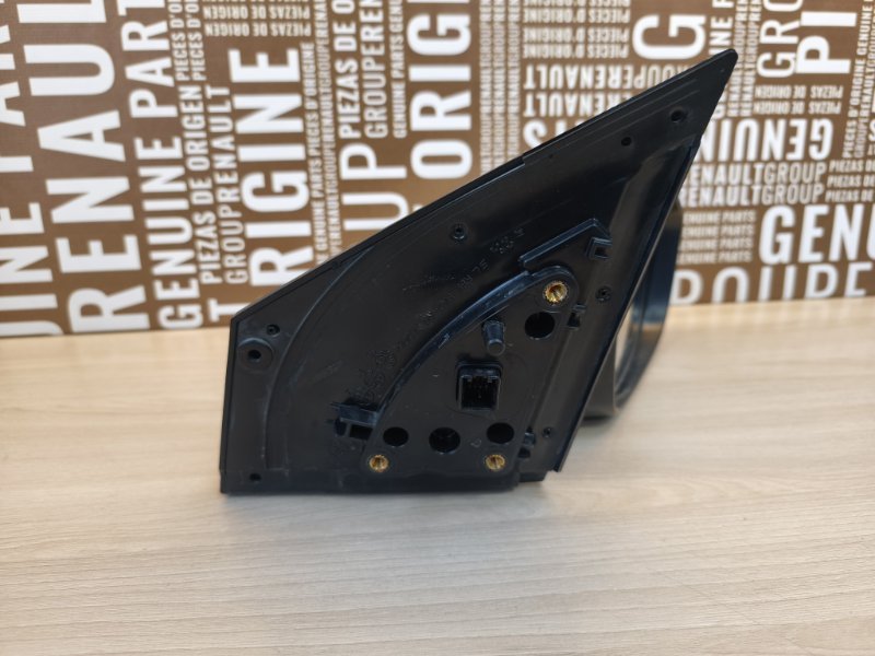 Зеркало заднего вида боковое