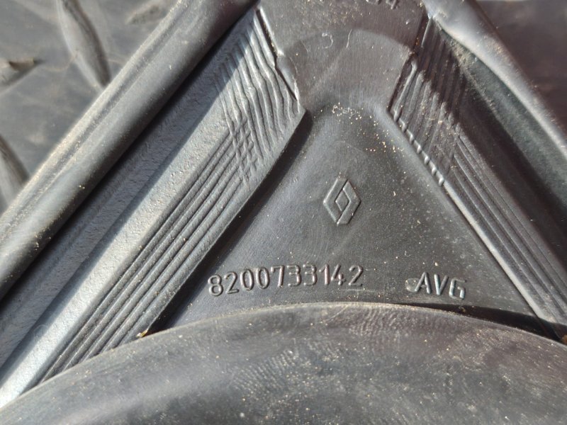 Уплотнитель стекла двери