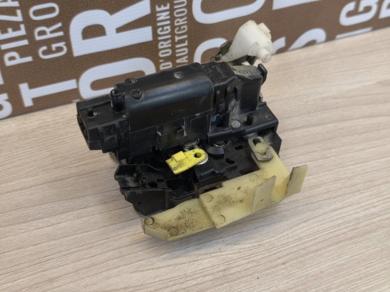 Замок      двери