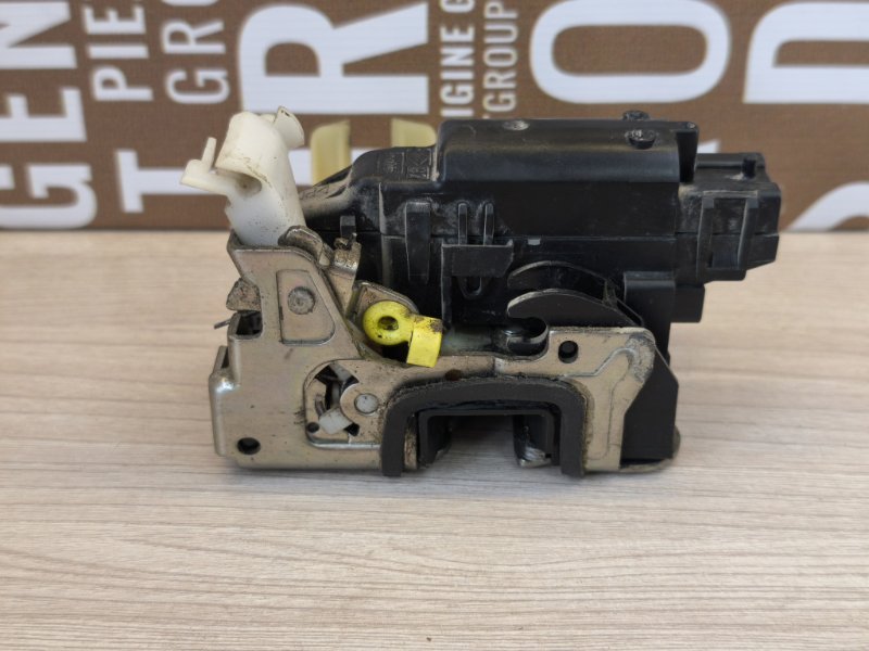 Замок      двери