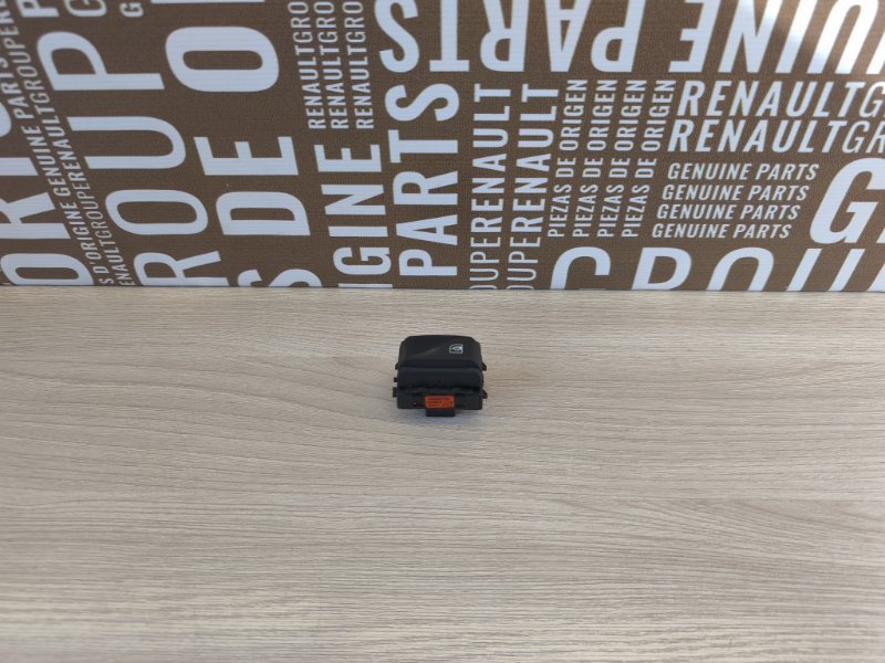 Кнопка блокировки стеклоподъемников