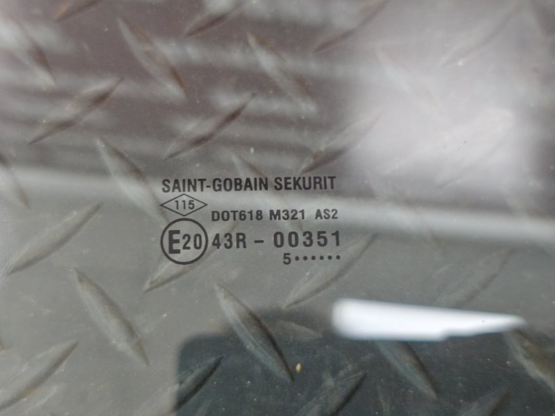 Стекло двери