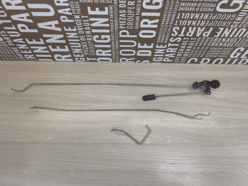 Тяга замка двери