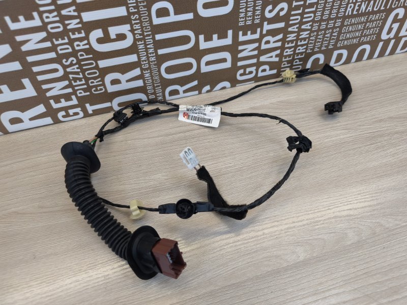 Проводка двери