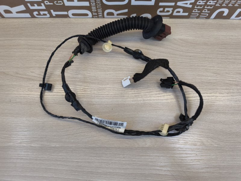 Проводка двери