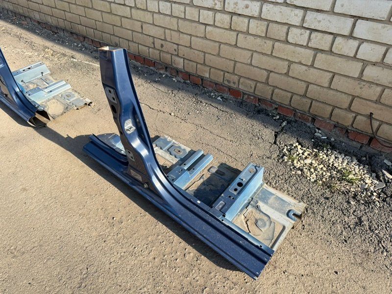 средняя стойка