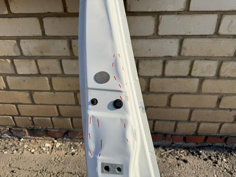 средняя стойка