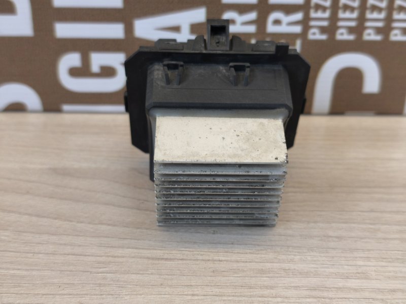 Резистор печки