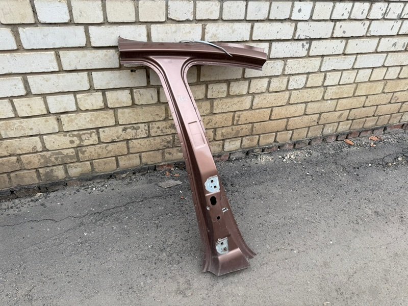 средняя стойка