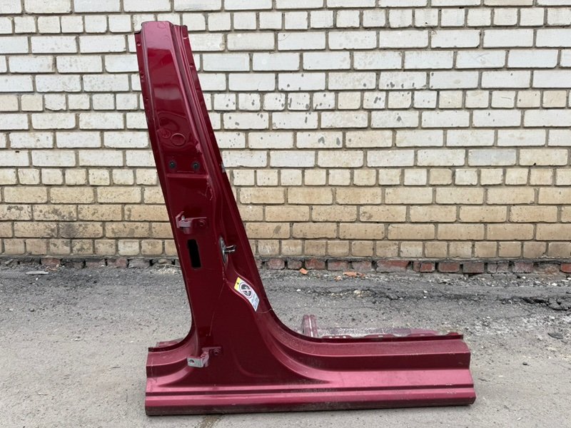 средняя стойка