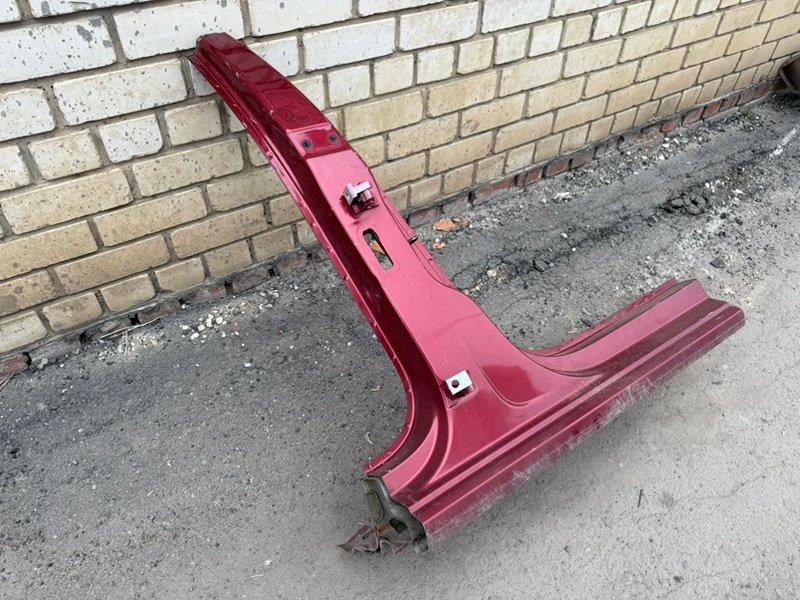 средняя стойка