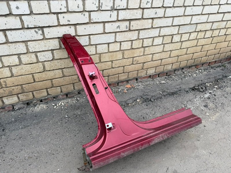 средняя стойка