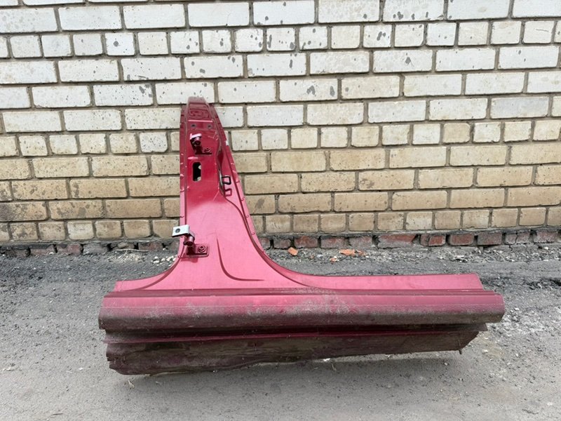 средняя стойка