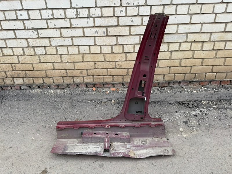 средняя стойка