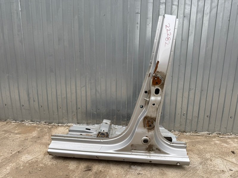 Порог   со стойкой