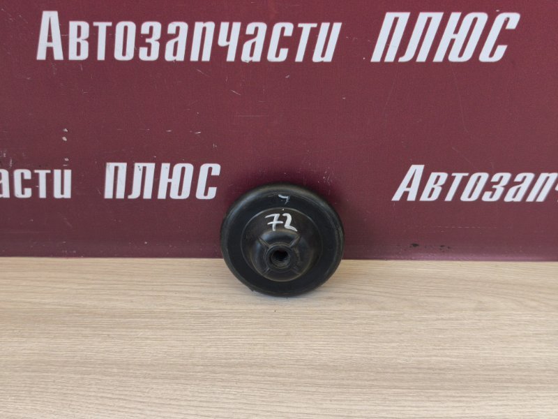 Крепление запасного колеса