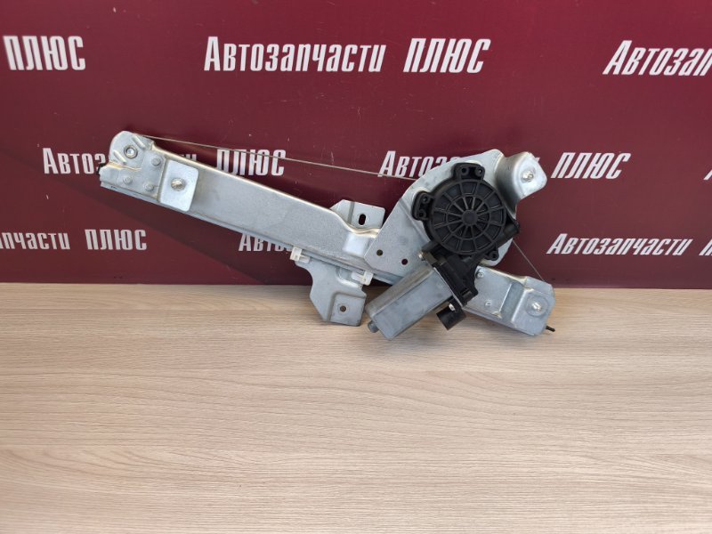 Стеклоподъемник    двери