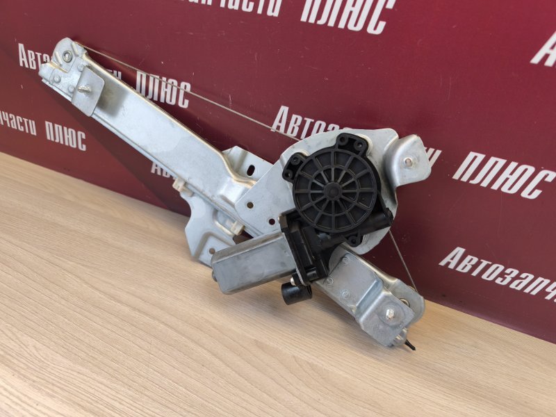 Стеклоподъемник    двери