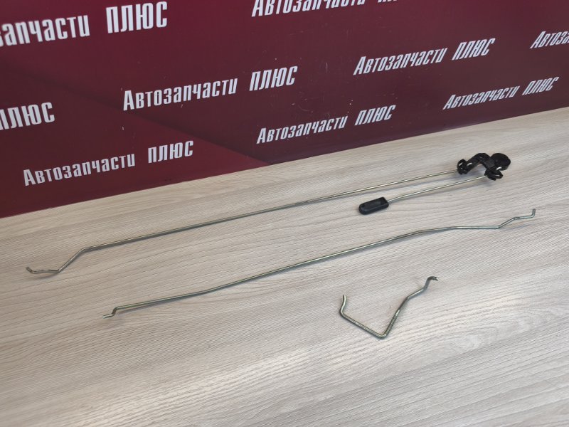 Тяга замка двери