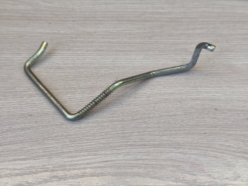 Тяга замка двери