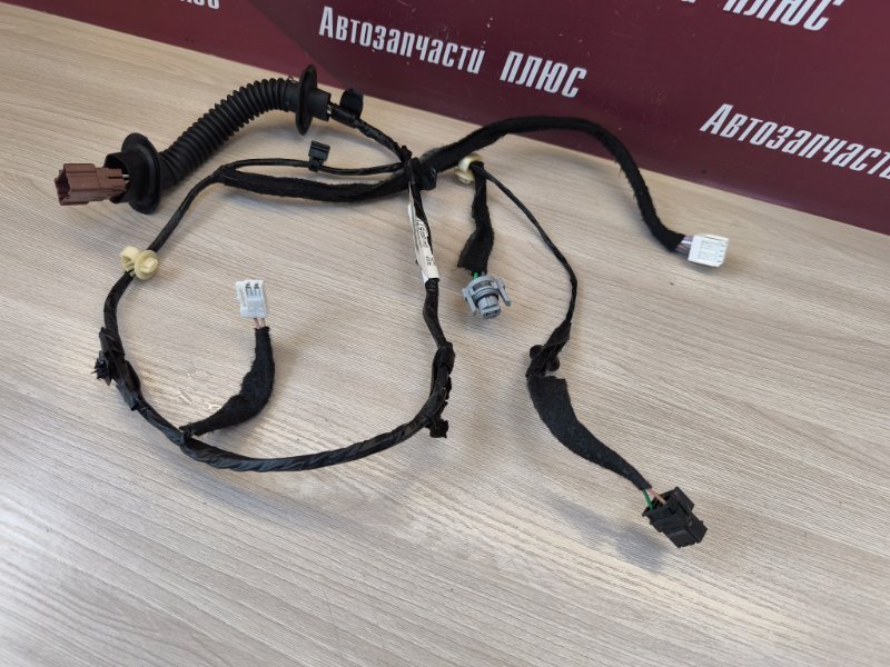 Проводка двери