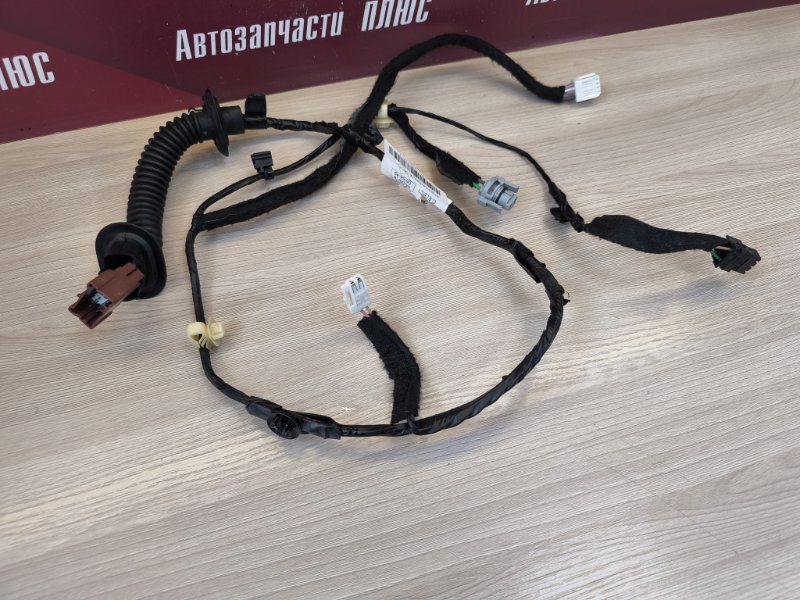 Проводка двери