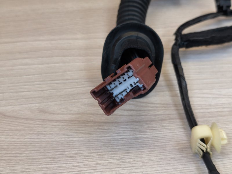 Проводка двери