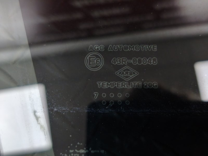 Стекло двери