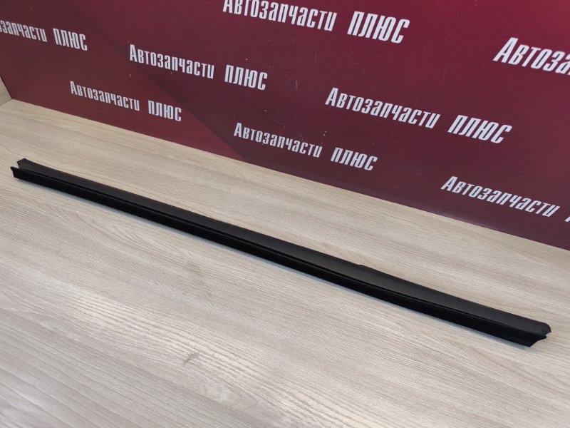 Уплотнитель стекла двери внутренний
