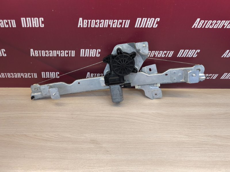 Стеклоподъемник    двери