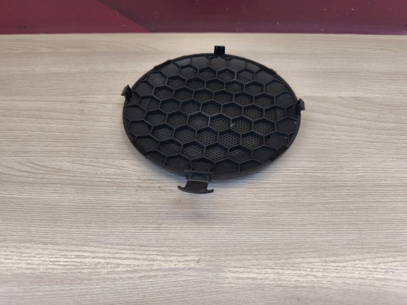 Крышка динамика