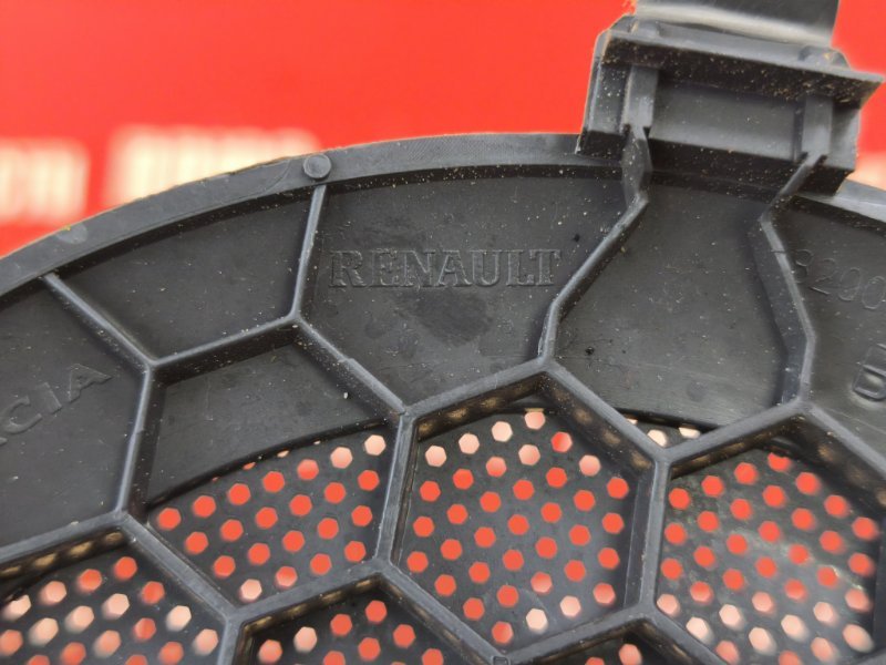 Крышка динамика