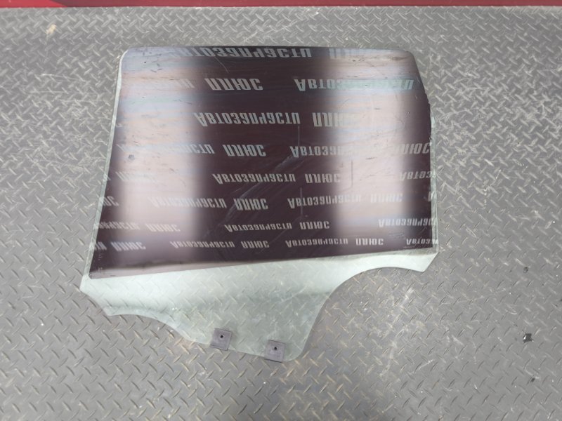 Стекло двери