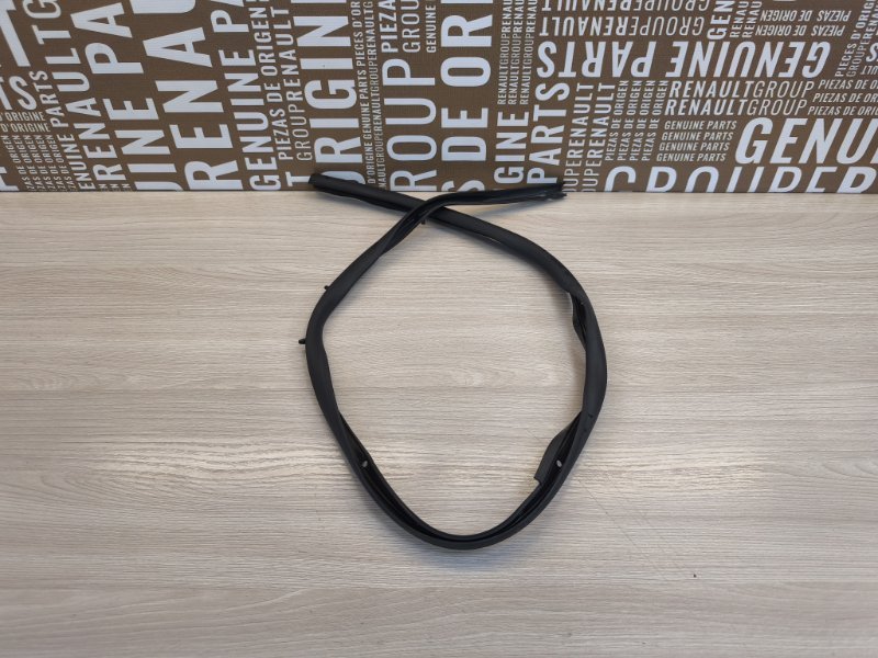 Уплотнитель двери