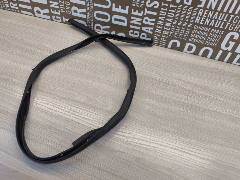 Уплотнитель двери