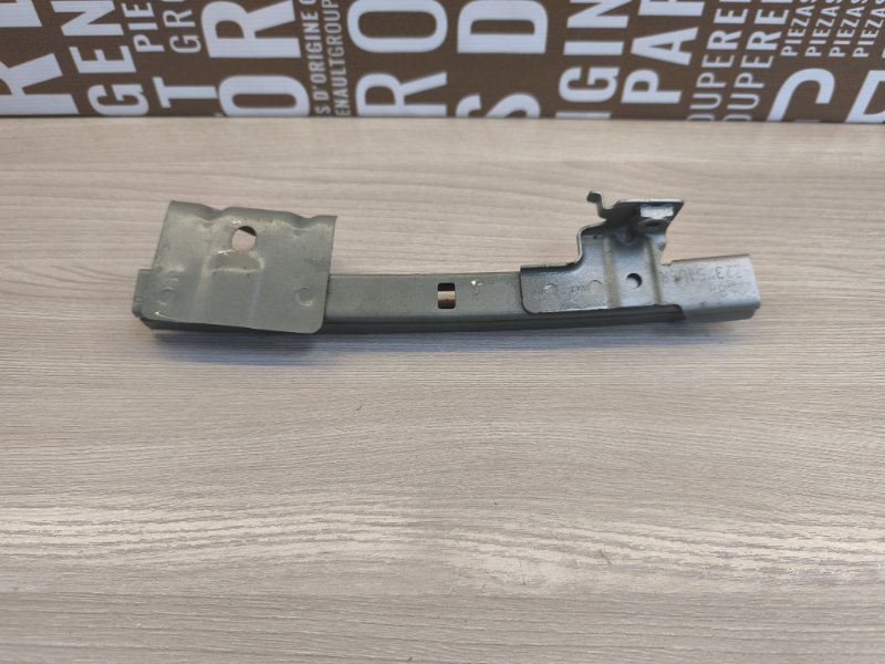 Направляющая стекла двери