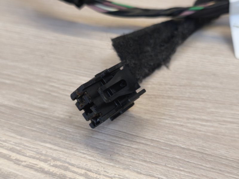 Проводка      двери