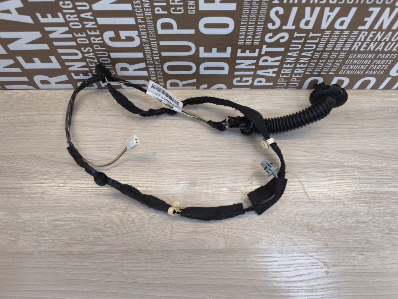 Проводка      двери