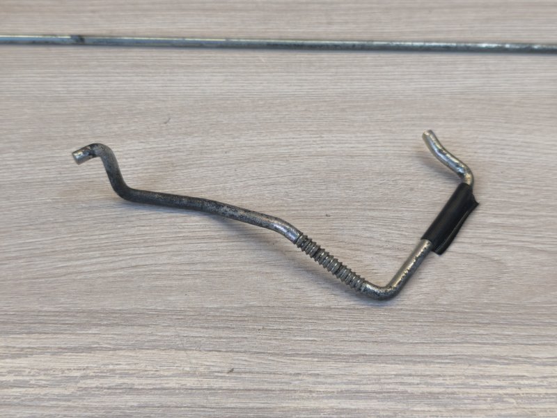 Тяга замка двери