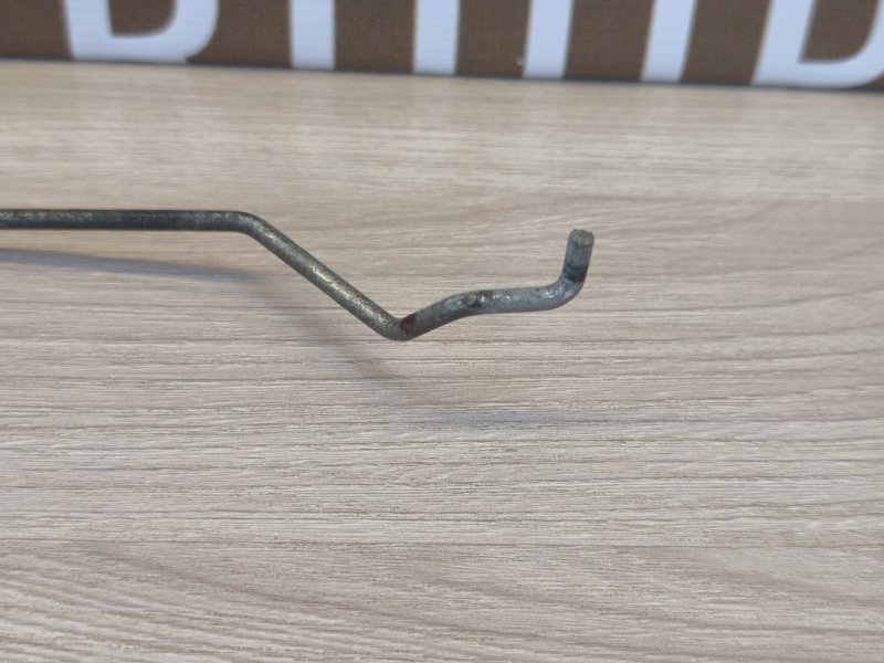 Тяга замка двери