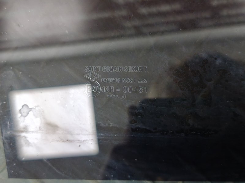 Стекло двери