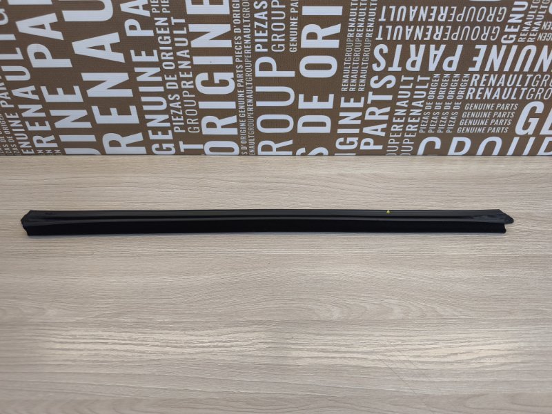 Уплотнитель стекла двери внутренний