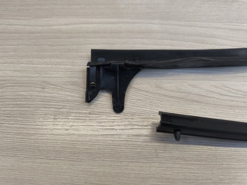 Уплотнитель двери