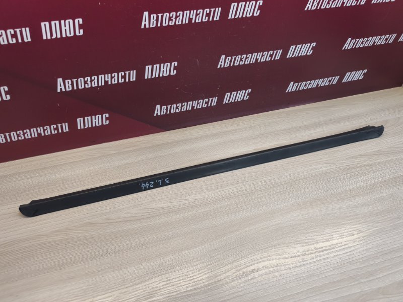 Уплотнитель стекла двери внешний